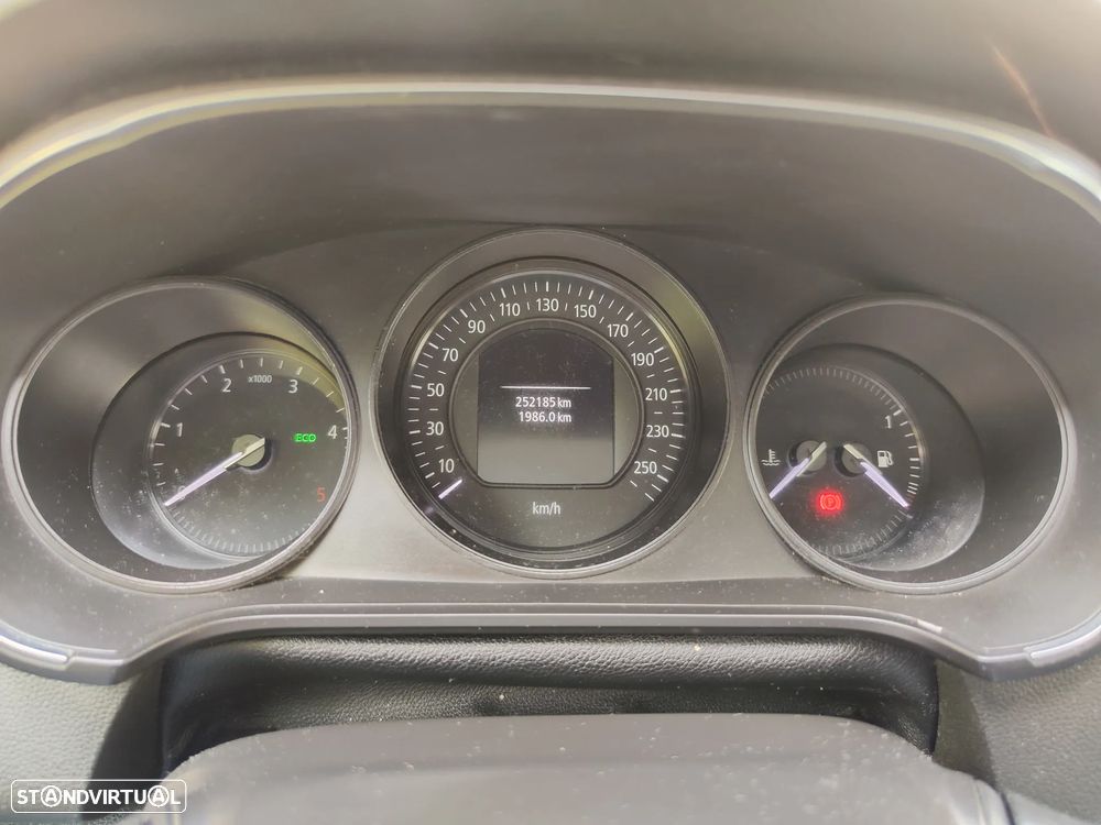 Renault Mégane 1.5 dCi Zen - 26