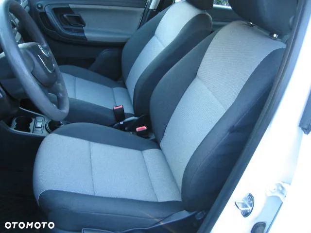 Skoda Fabia 1.4 16V Ambition - 15