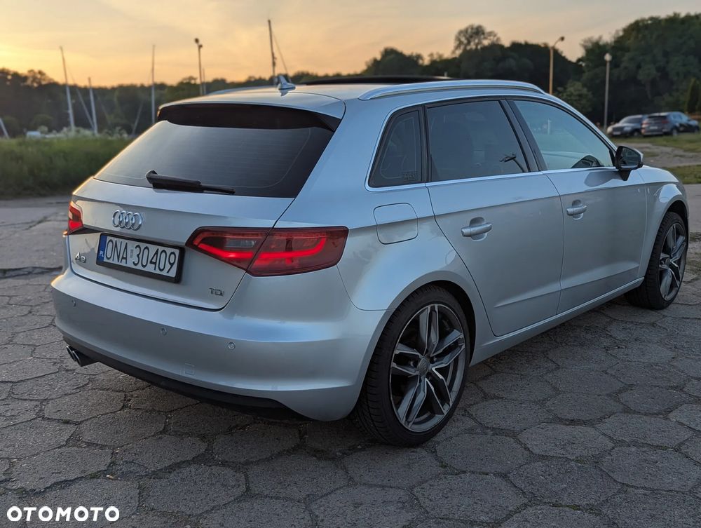 Audi A3 Sportback 2.0 TDI Attraction - 1
