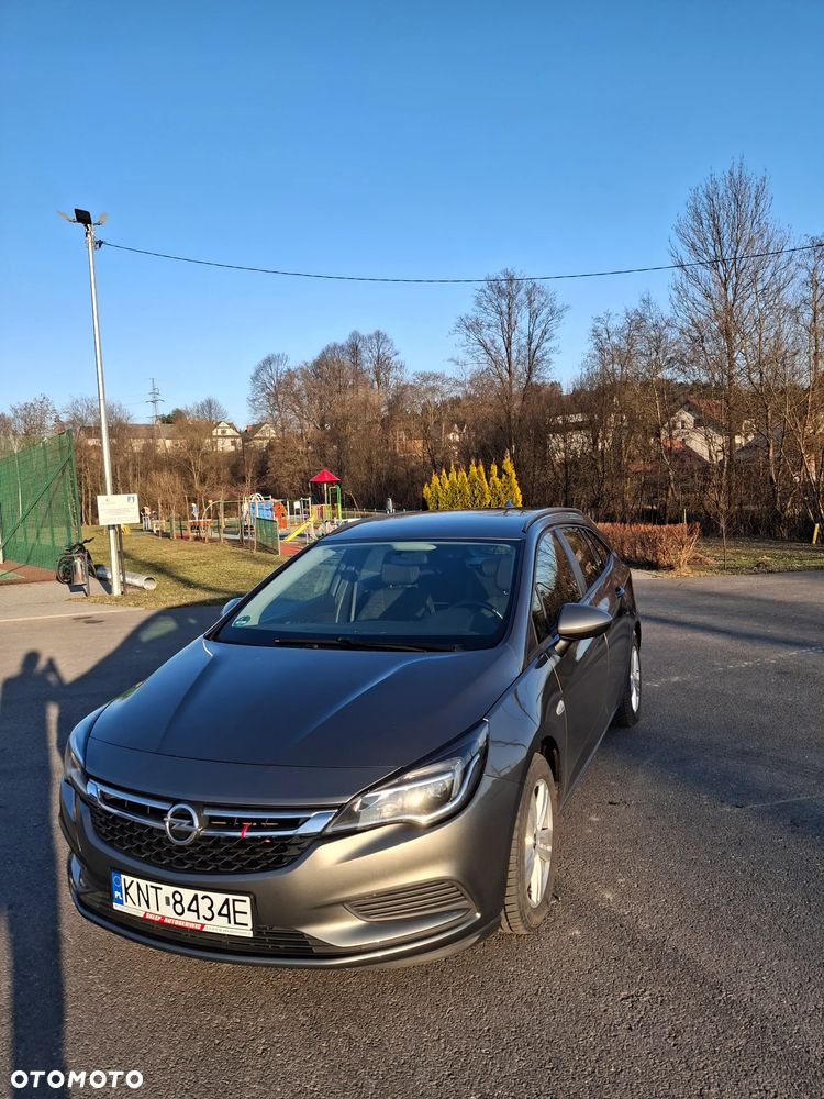 Opel Astra 1.6 D (CDTI) Automatik Business - 1