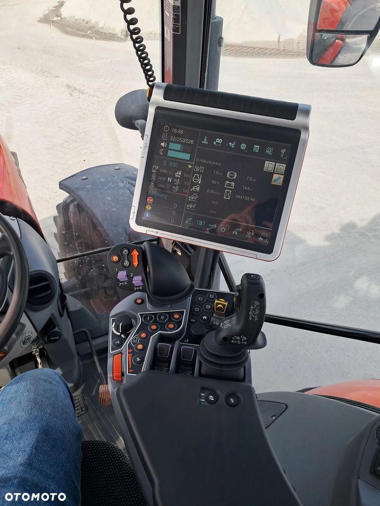 Kubota M7173 - 10