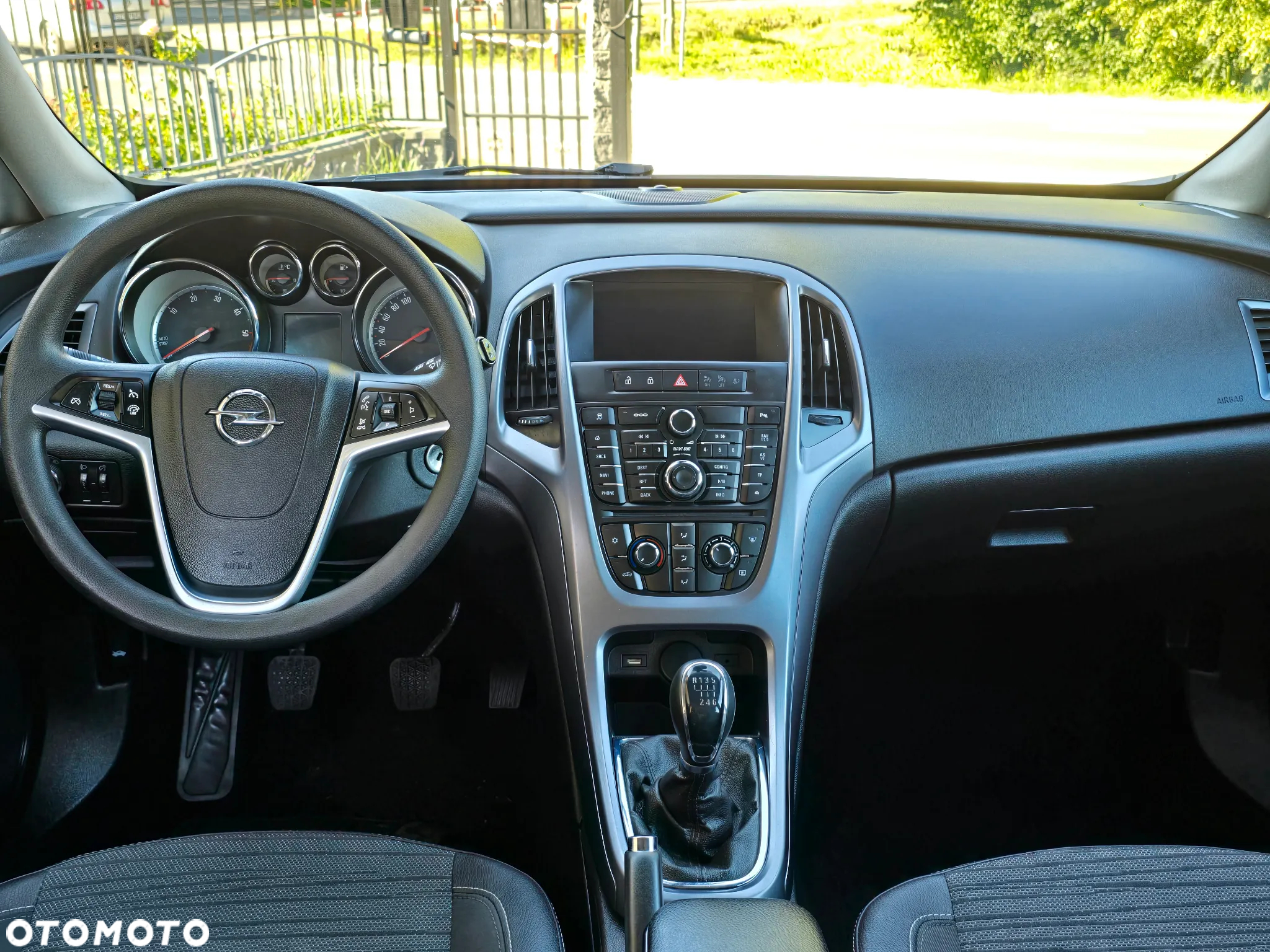 Opel Astra 1.6 D (CDTI) Business - 25