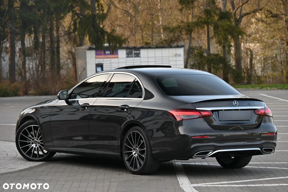 Mercedes-Benz Klasa E 220 d 9G-TRONIC AMG Line - 27