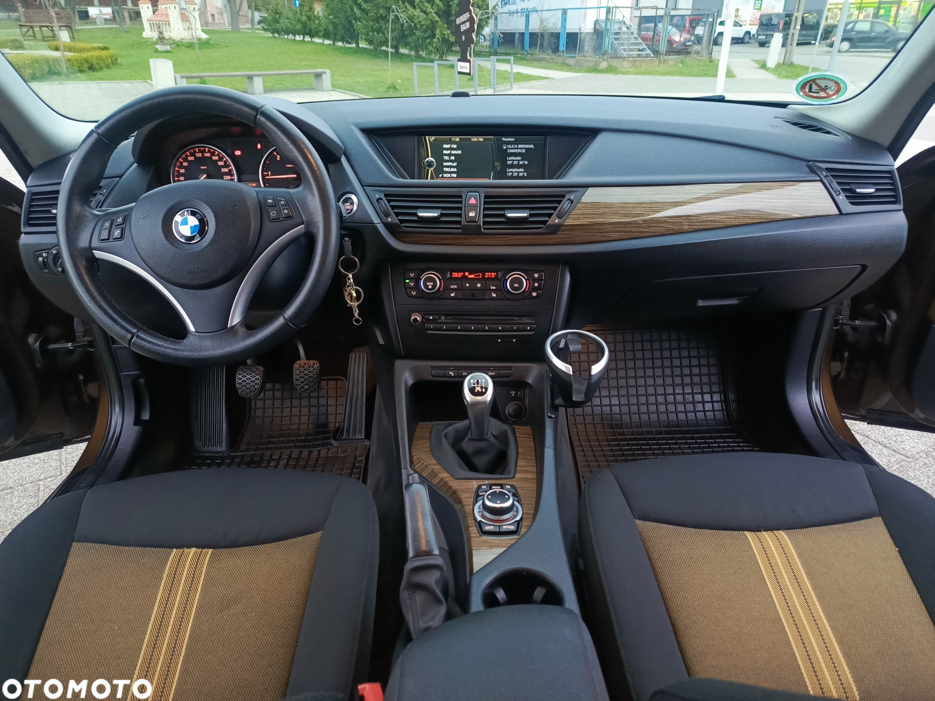 BMW X1 sDrive20d - 24