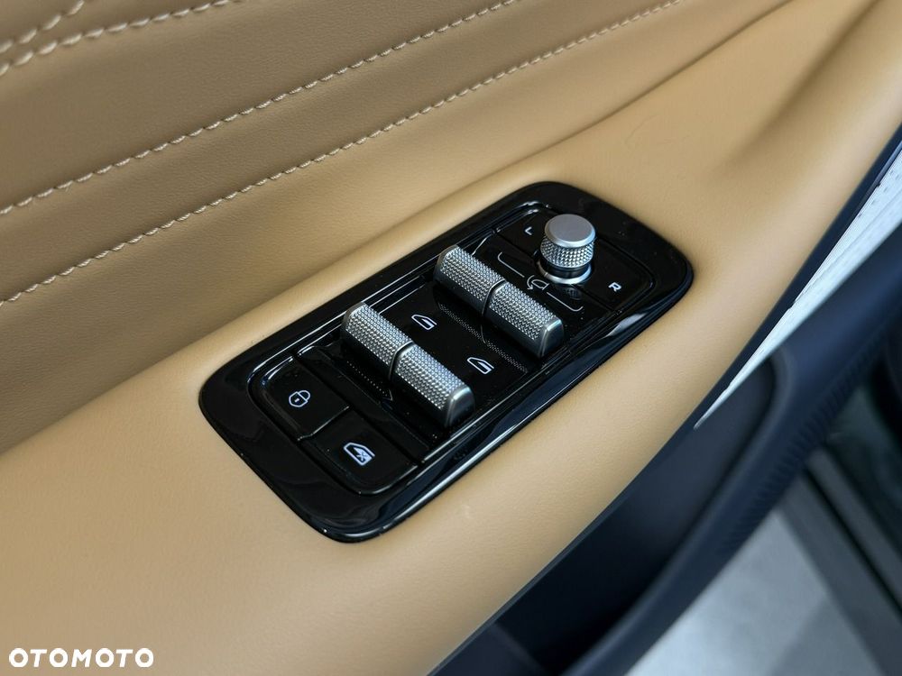 Geely Starray - 22