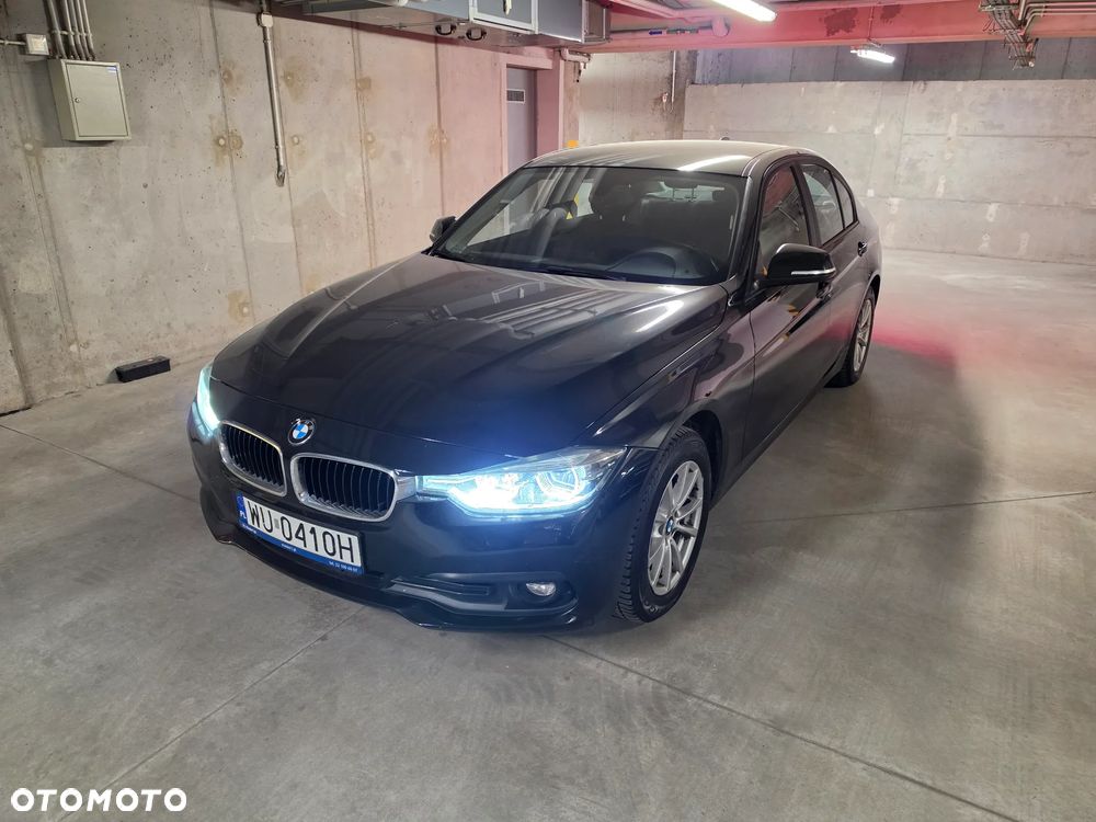 BMW Seria 3 318d - 2