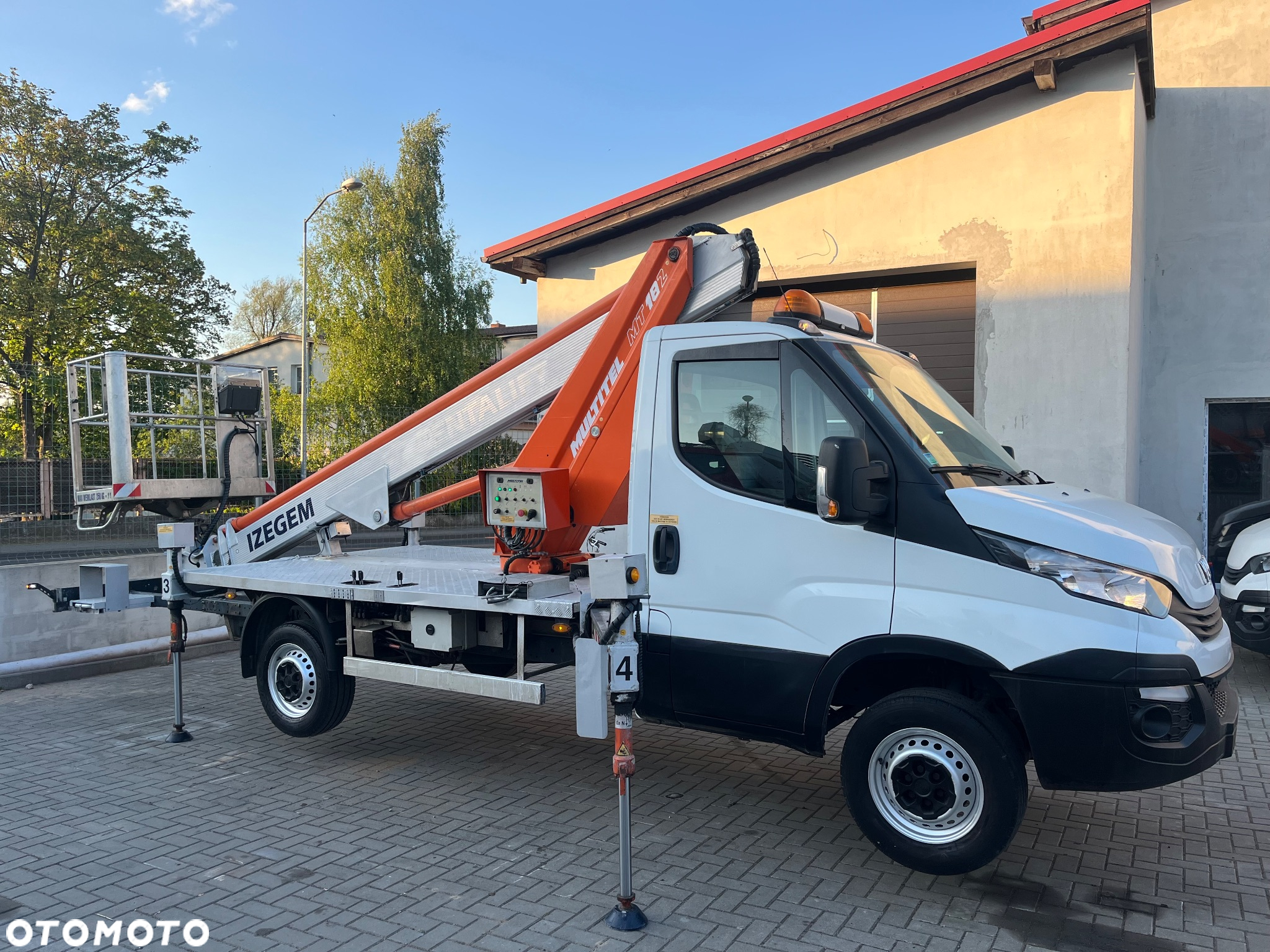Iveco Podnośnik Koszowy Zwyżka 18 metrów Multitel MT182 Kosz 250KG!!! 13 M w Bok ! UDT BDB Stan jak Wumag Ruthmann GSR - 8
