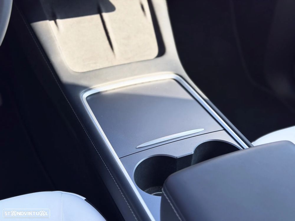 Tesla Model Y Tração Traseira - 20
