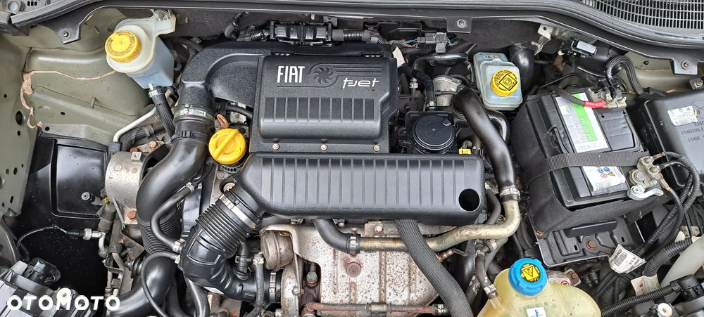 Fiat Doblo 1.4 T-Jet 16V Emotion - 9