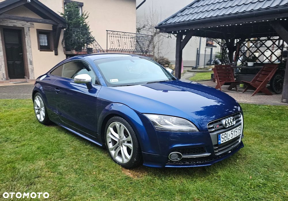 Audi TT S Coupé - 1