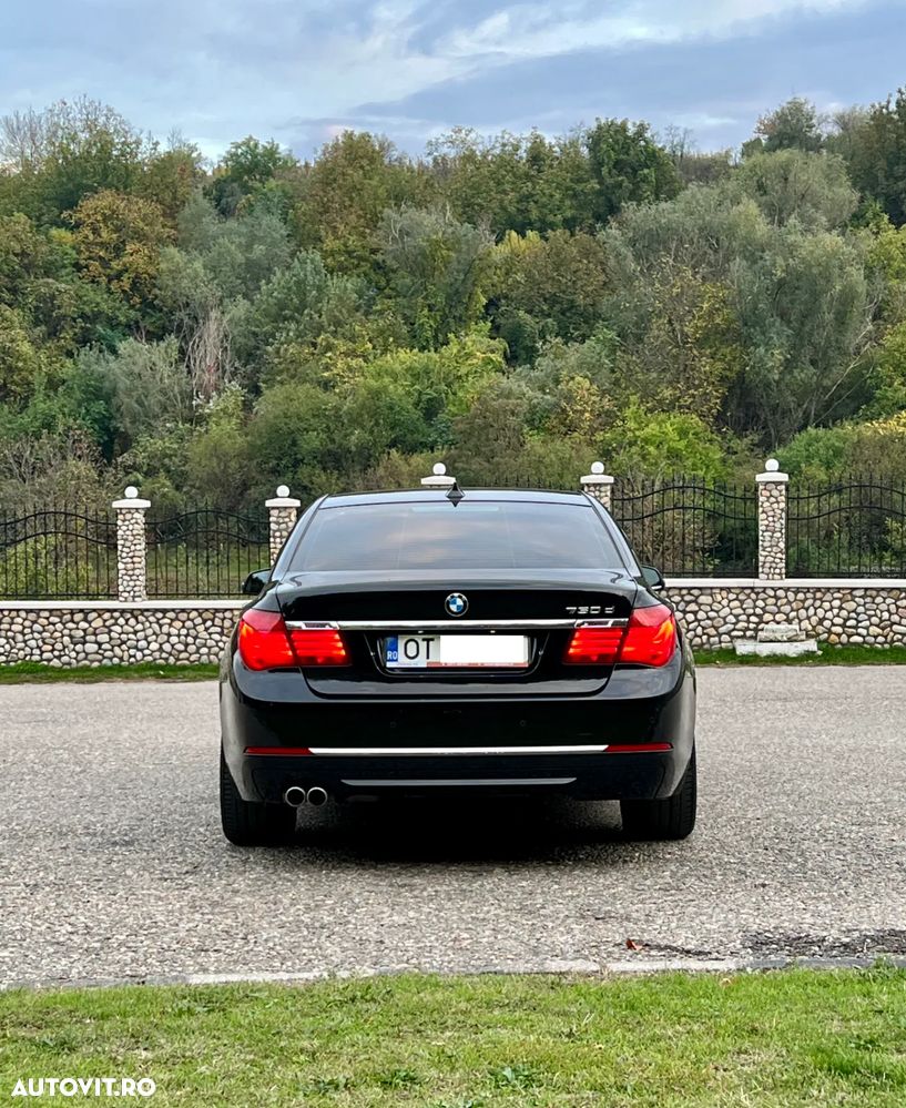 BMW Seria 7 730d - 17