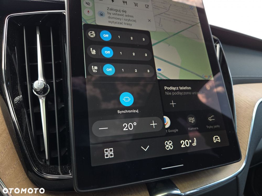 Volvo XC 60 T6 Plug-In Hybrid AWD Ultra Bright - 17