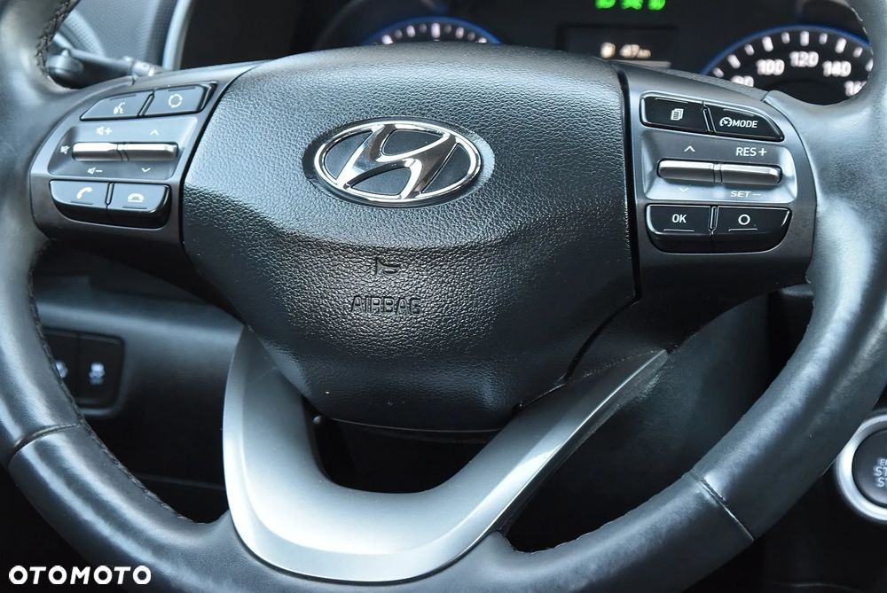 Hyundai Kona - 21