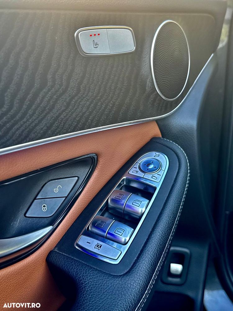 Mercedes-Benz GLC Coupe 220 d 4Matic 9G-TRONIC AMG Line - 12