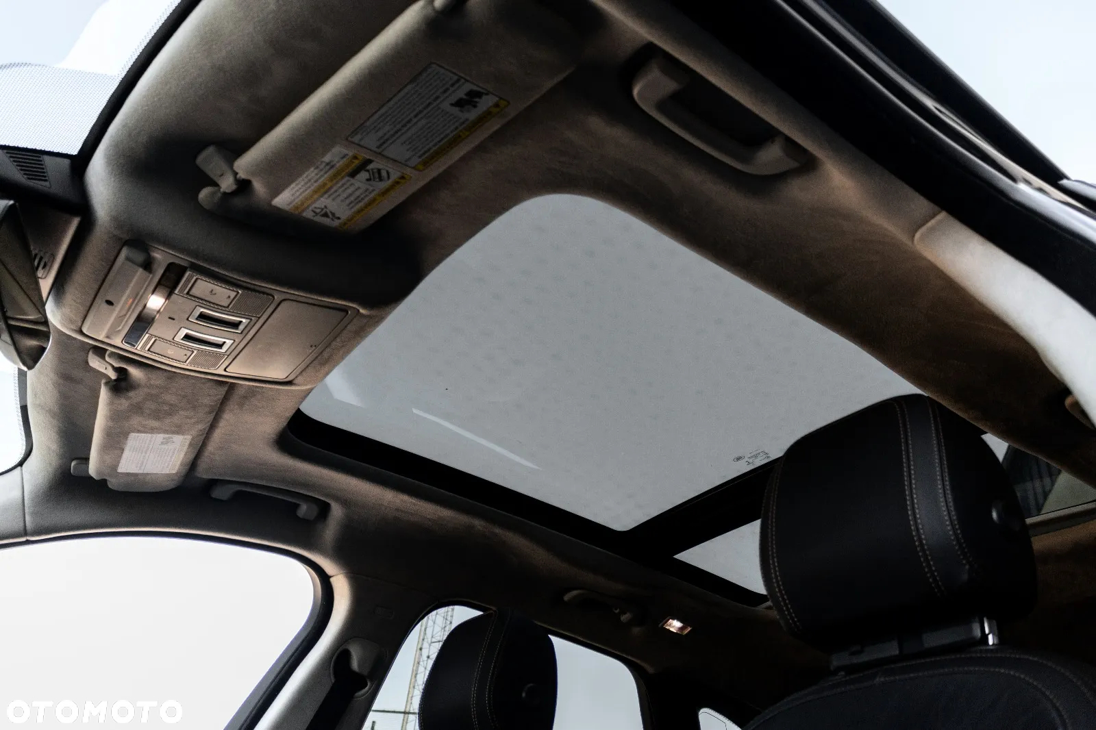 Jaguar F-Pace 2.0 i4P AWD Prestige - 16