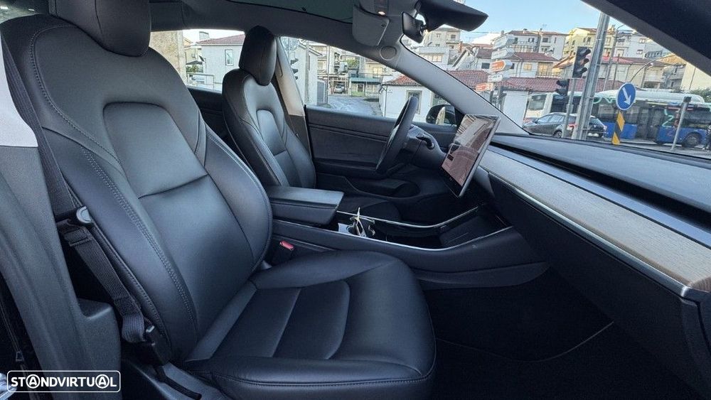 Tesla Model 3 Standard Range Plus RWD - 14
