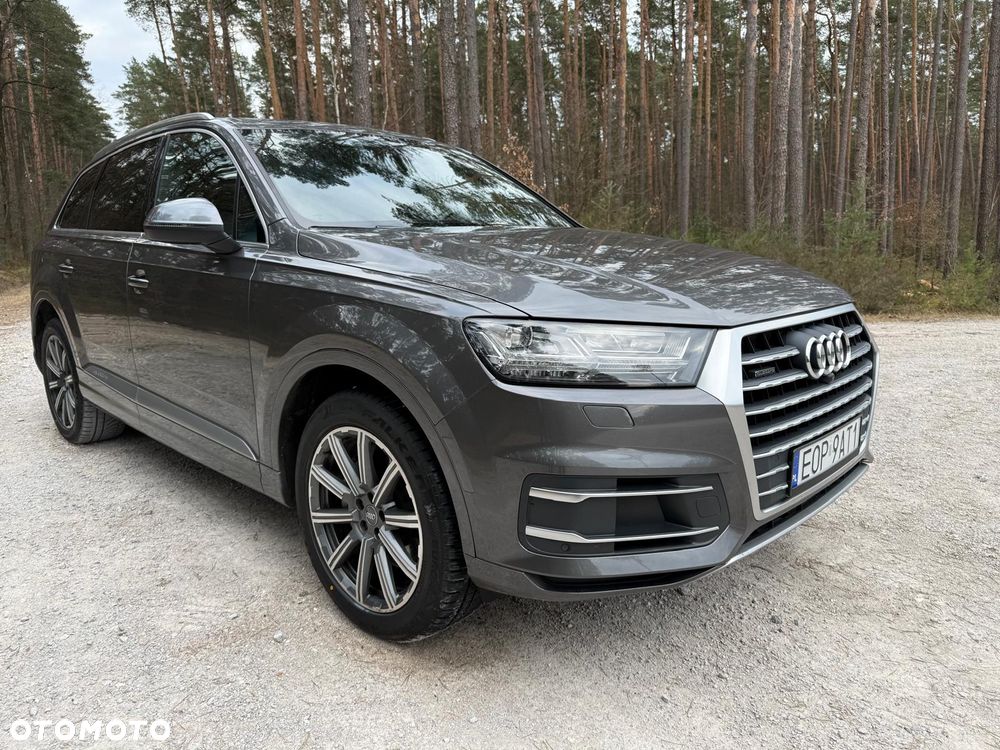 Audi Q7 - 10