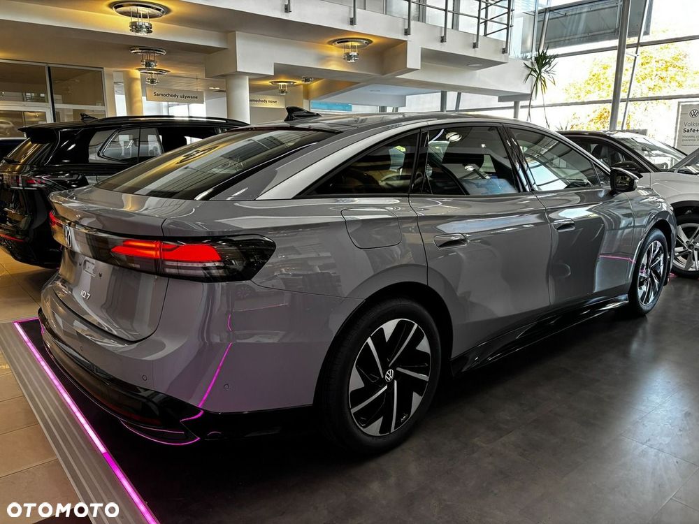 Volkswagen ID.7 59kWh Pure - 7