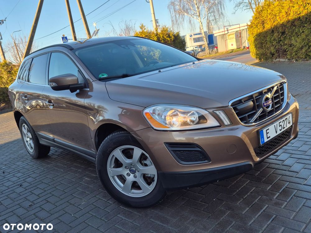 Volvo XC 60 2.4D AWD Momentum - 21