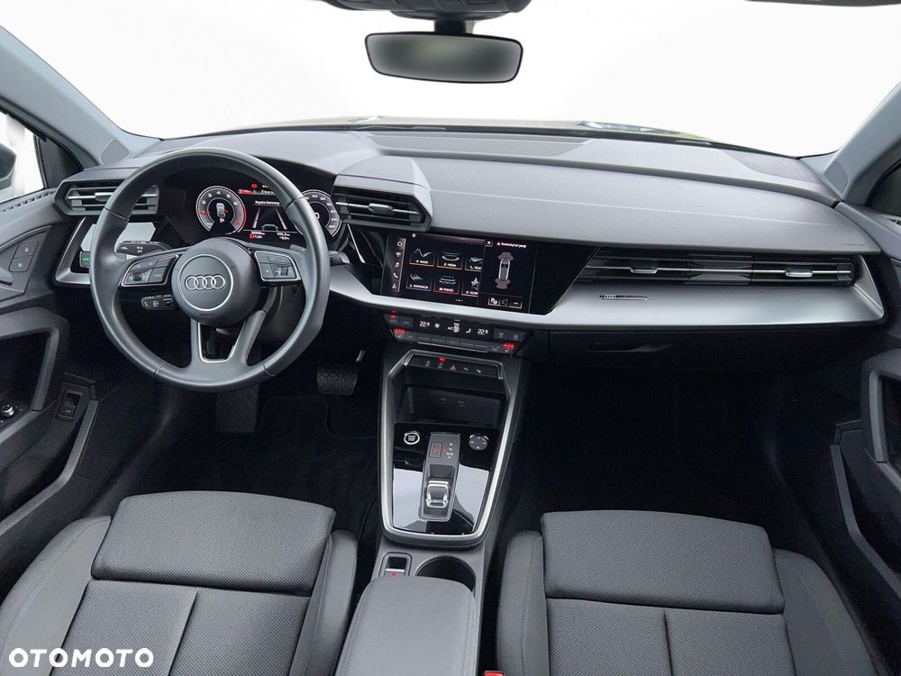 Audi A3 Sportback - 18