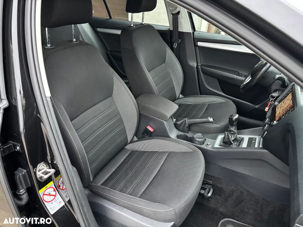 Skoda Octavia Combi Diesel 1.6 TDI Ambition - 31