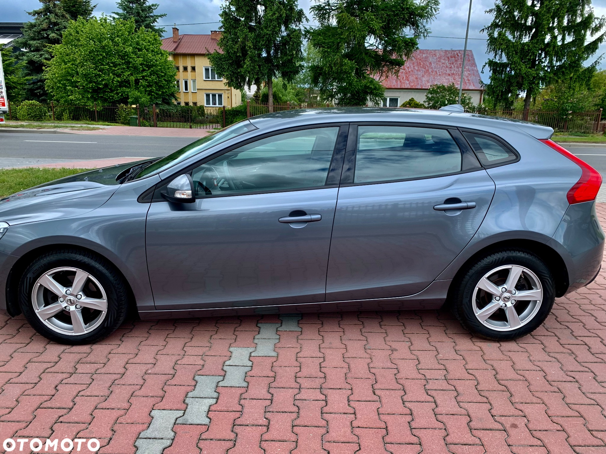 Volvo V40 D2 Drive-E Summum - 6