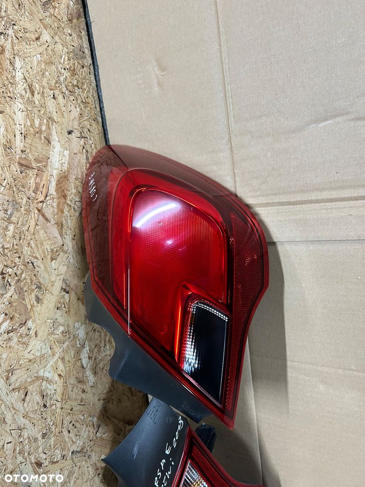 Opel corsa E lampa prawy tył lewy tył 3 drzwi europa 39068624 39068625 - 7