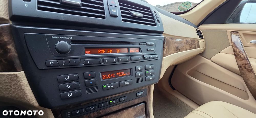 BMW X3 xDrive25i - 28