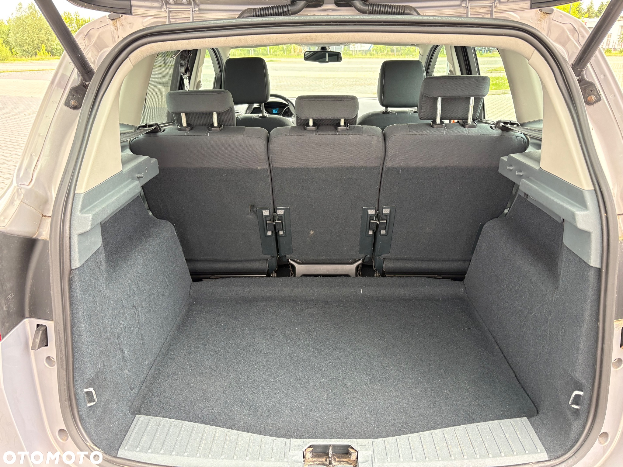 Ford C-MAX 1.6 Titanium - 23