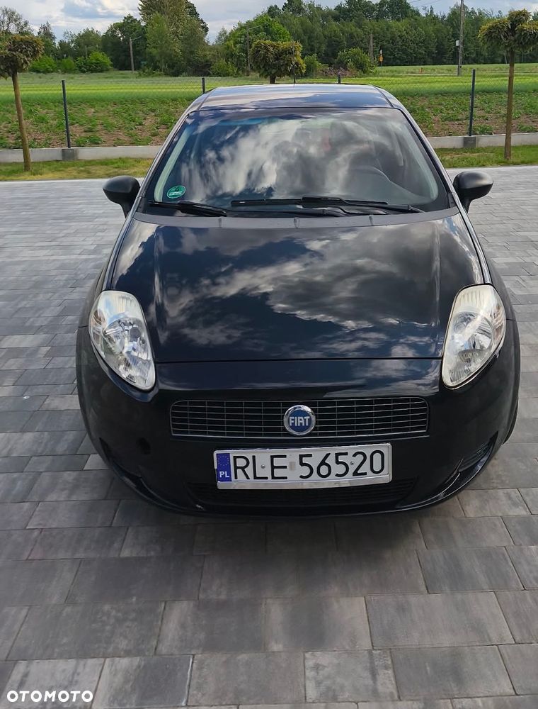 Fiat Punto 1.4 16V Dynamic - 2