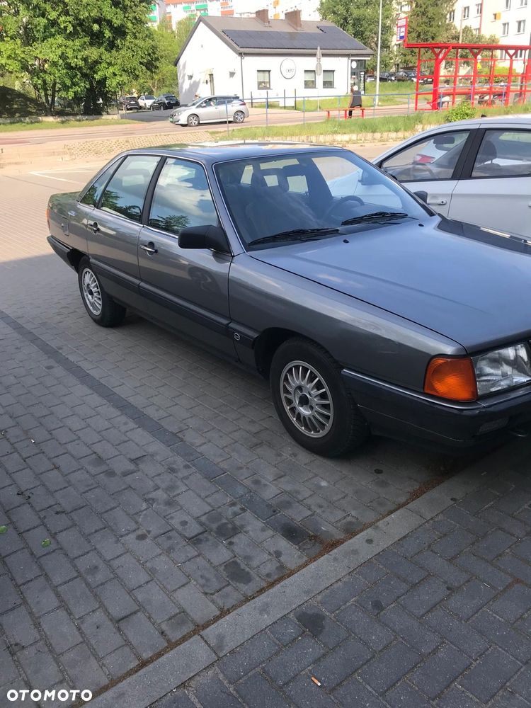 Audi 100 2.0 - 1