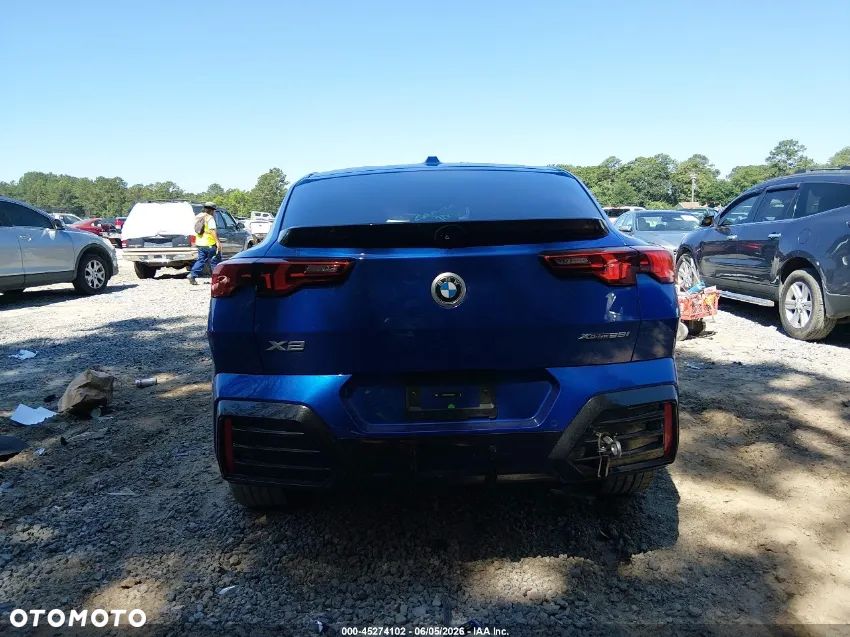 BMW X2 - 10