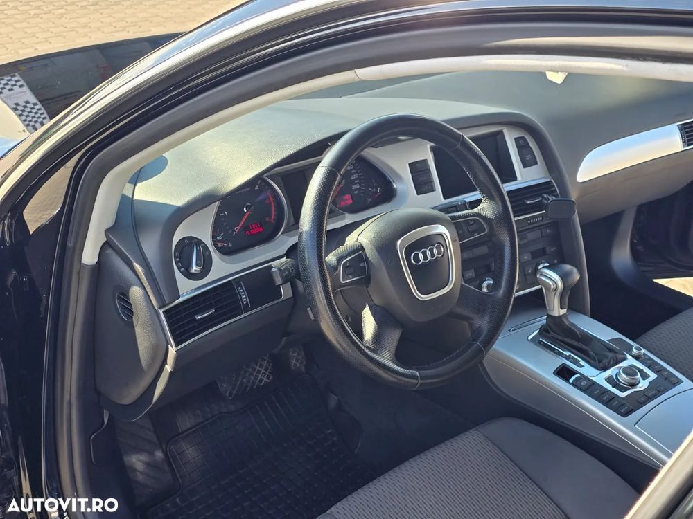 Audi A6 2.0 TDI DPF Multitronic Avant - 13