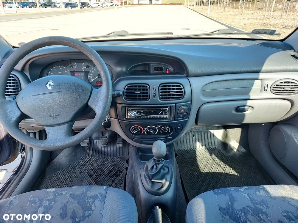 Renault Megane 1.4 RN 16V (klm) - 26