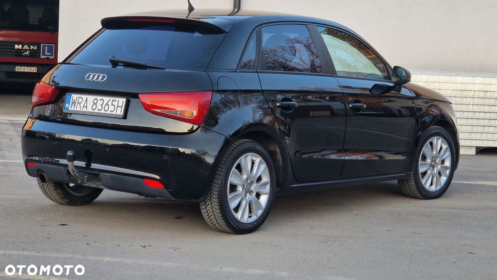 Audi A1 Sportback 1.6 TDI Attraction - 16