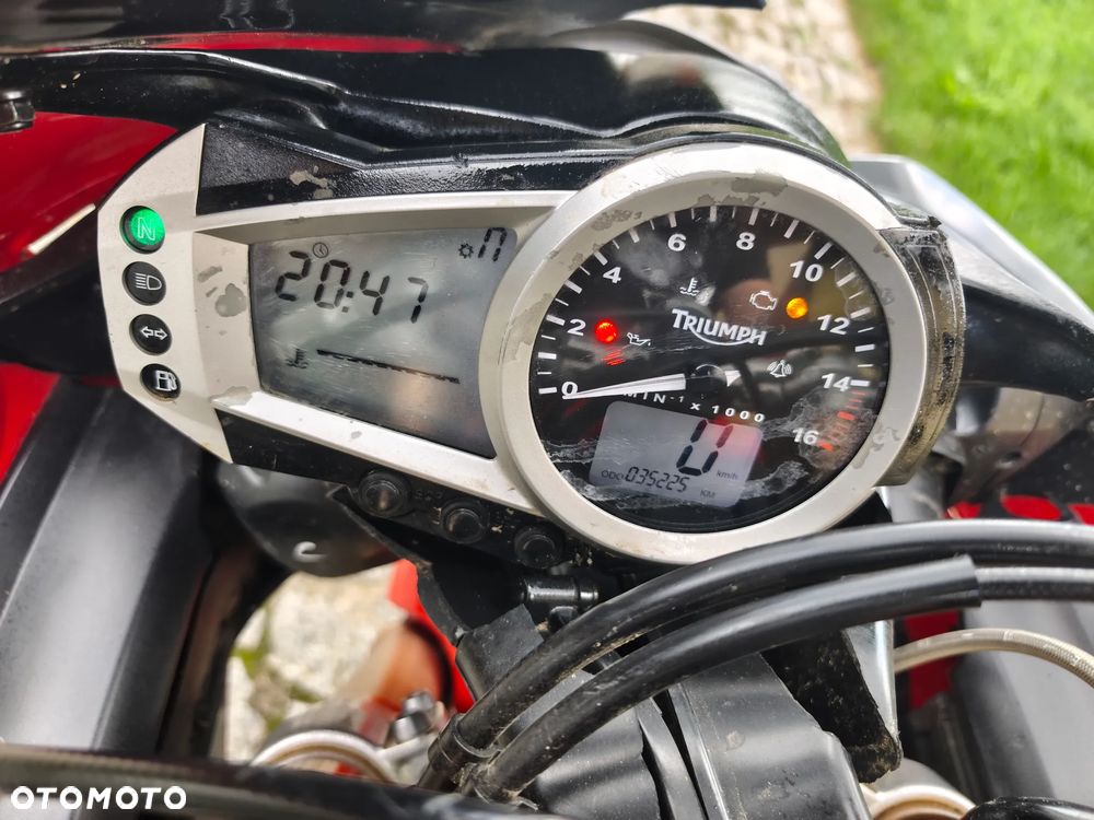Triumph Daytona - 31