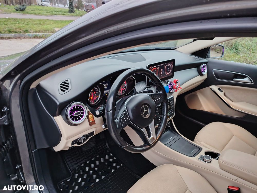 Mercedes-Benz GLA 200 CDI 4MATIC Aut. - 10