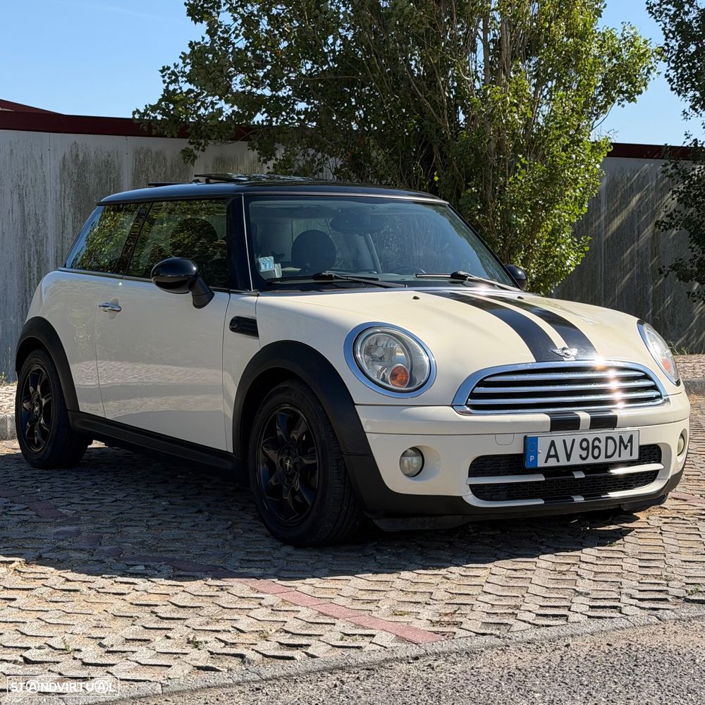 MINI 3 Portas Cooper D - 3