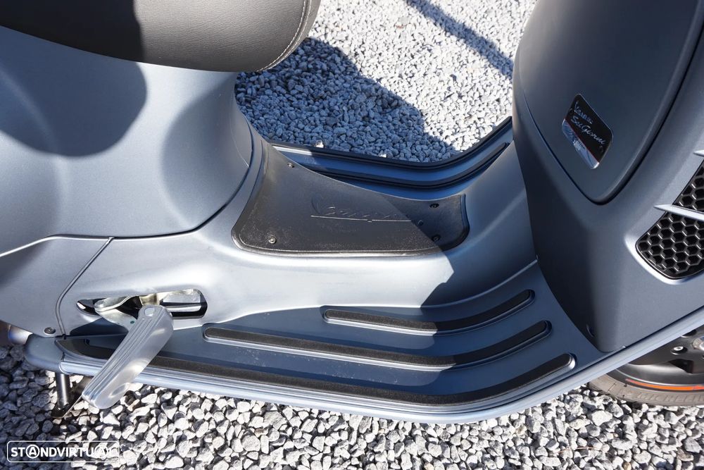 Vespa GTV 300 Sei Giorni II Edition - 36