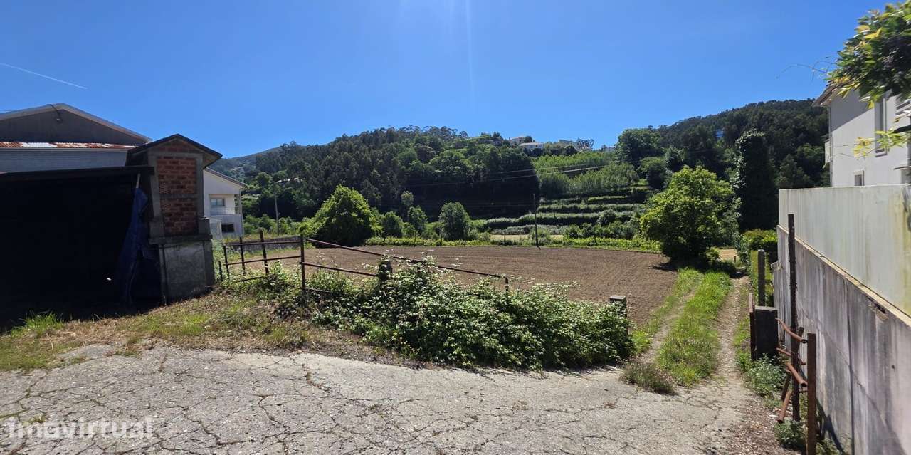 Terreno Misto com Potencial Extraordinário - Grande imagem: 2/8