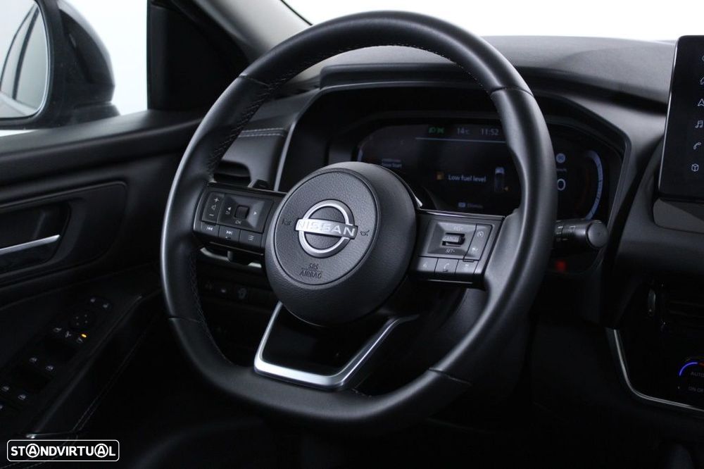 Nissan Qashqai 1.3 DIG-T N-Connecta LED+TT Xtronic - 16