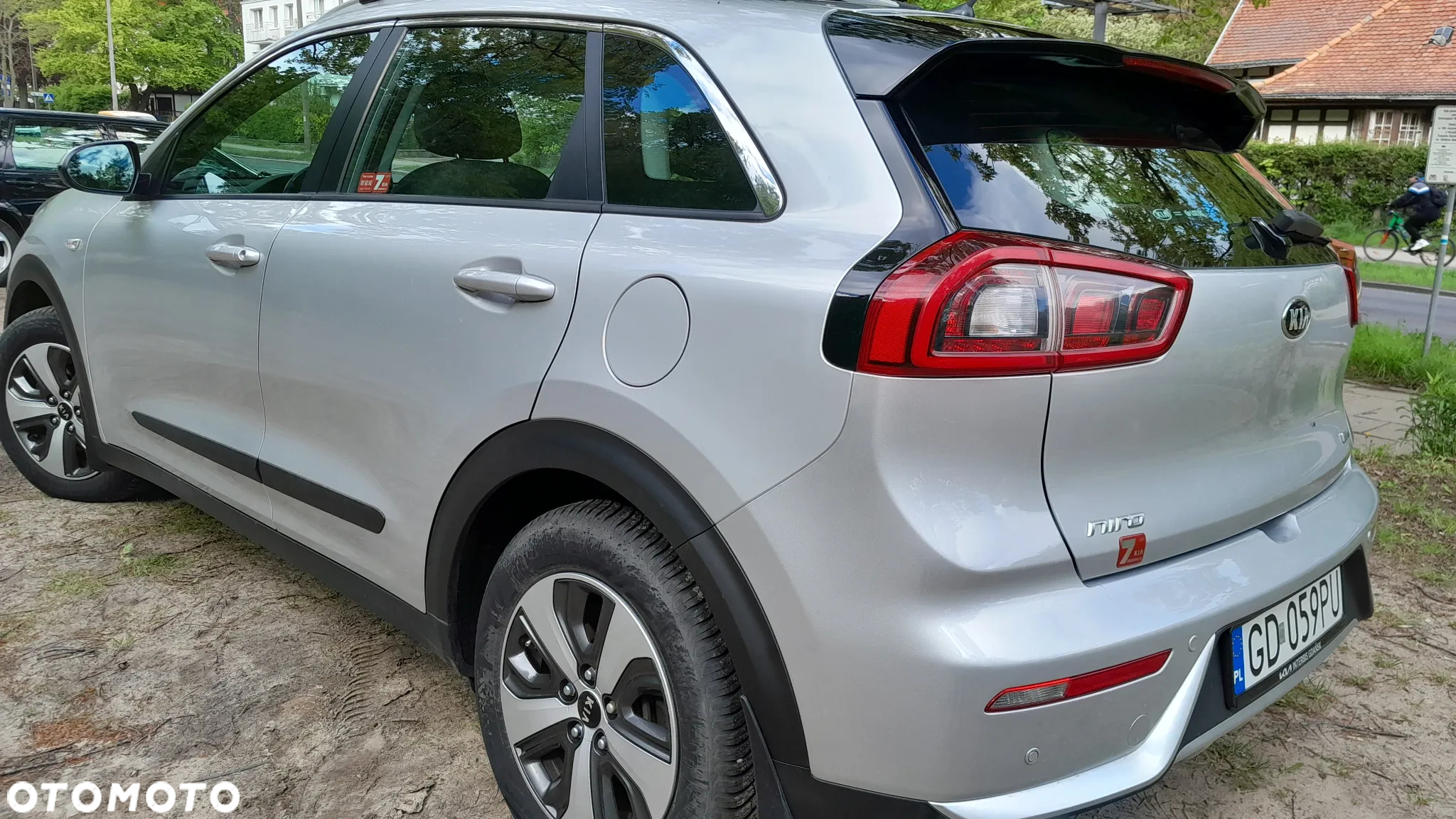 Kia Niro 1.6 GDI Hybrid M - 5