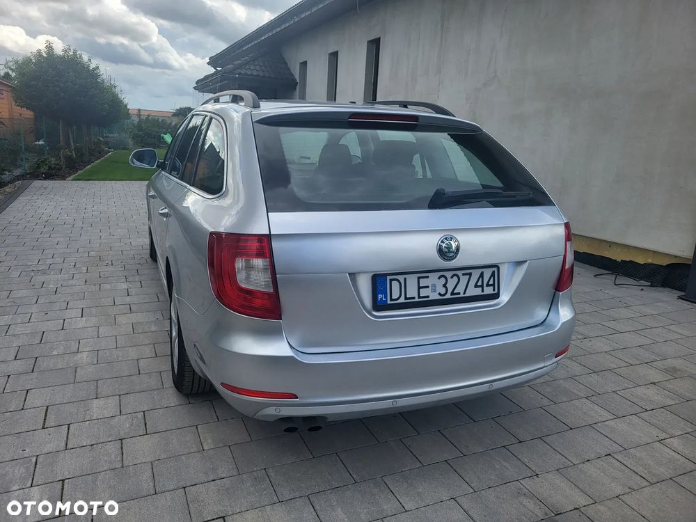 Skoda Superb 1.6 TDI GreenLine - 8