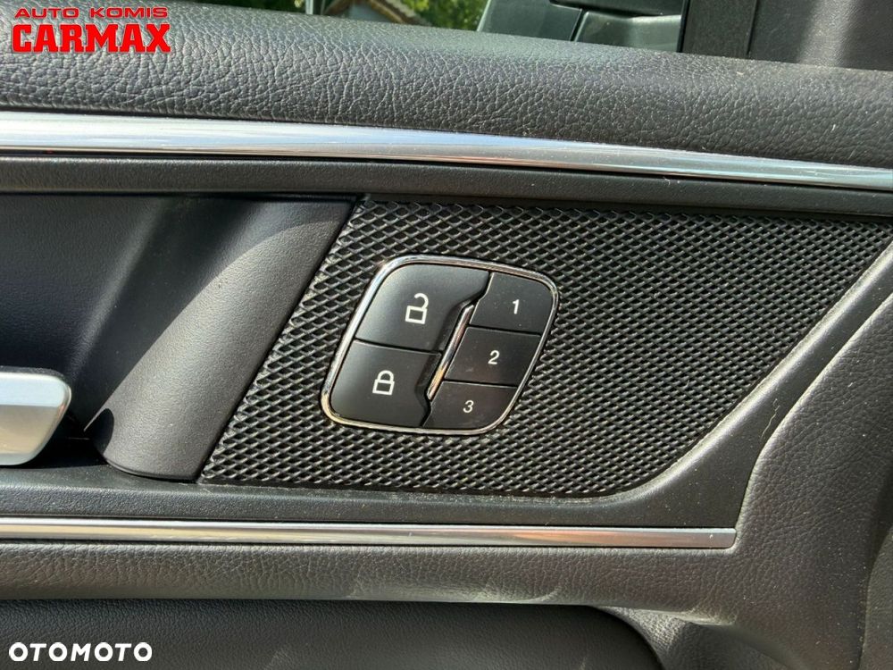 Ford Galaxy - 12