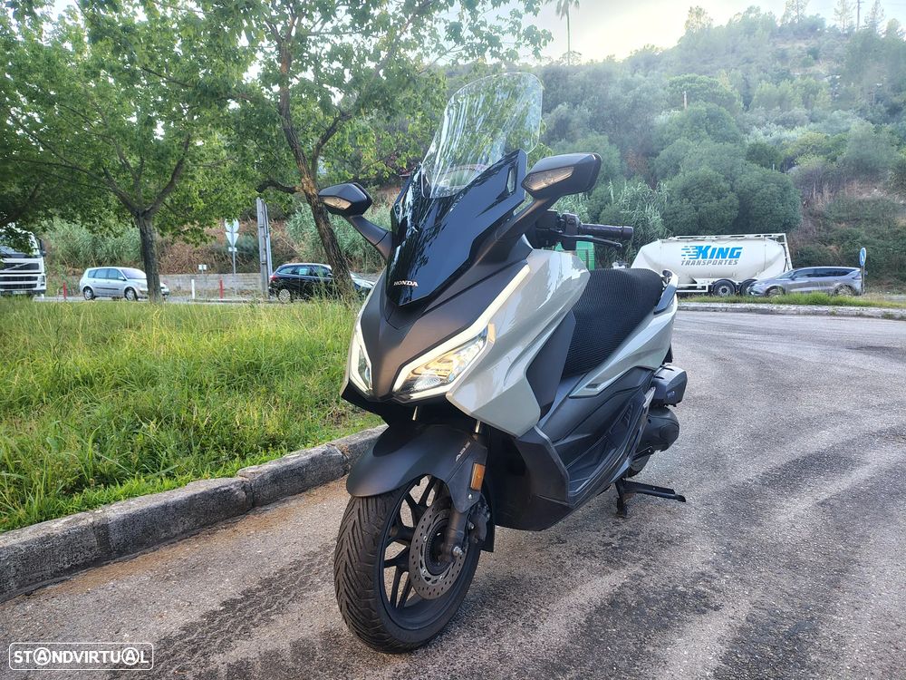 Honda Forza - 1