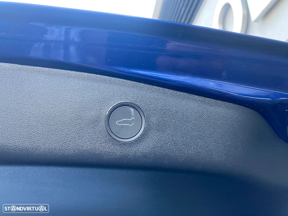 Tesla Model 3 RWD - 32