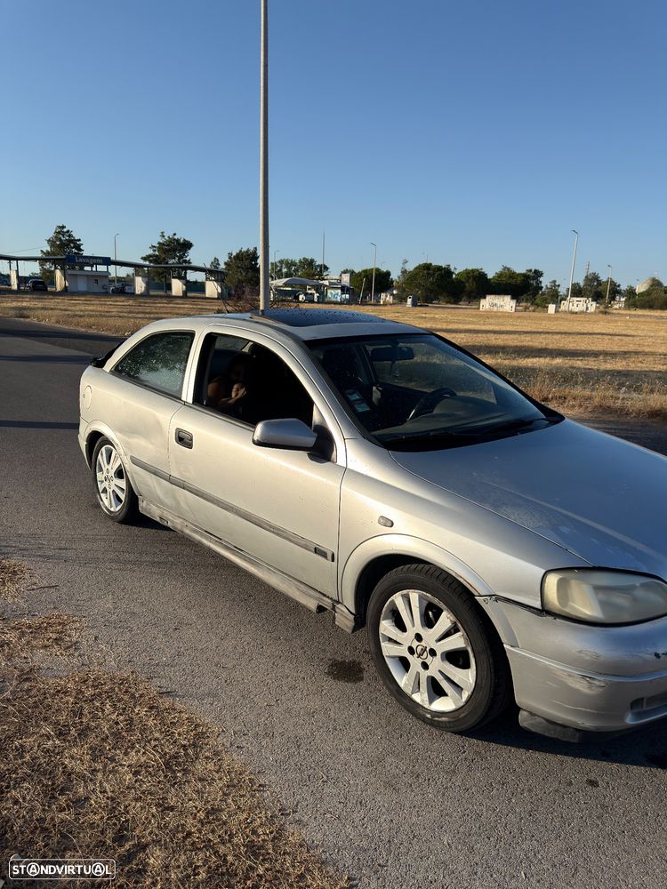 Opel Astra 1.4i 16V - 2