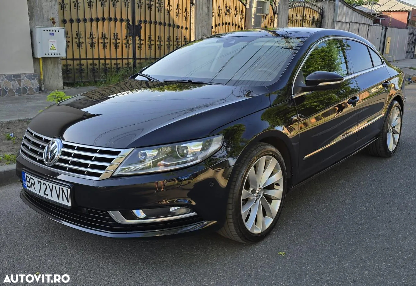 Volkswagen Passat CC 2.0 TDI DSG Exclusive - 2