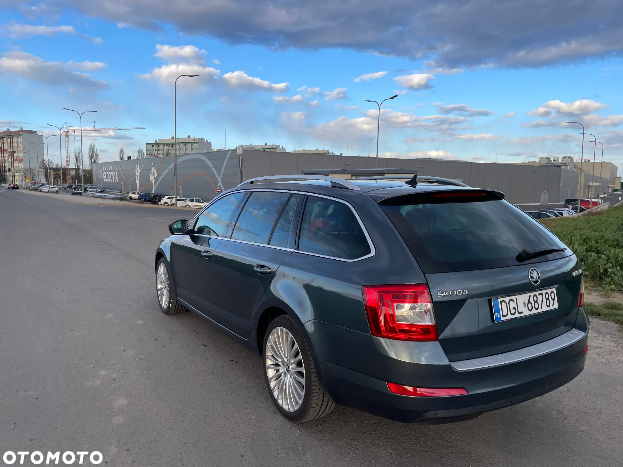 Skoda Octavia Combi 2.0 TDI Green tec DSG Elegance - 19