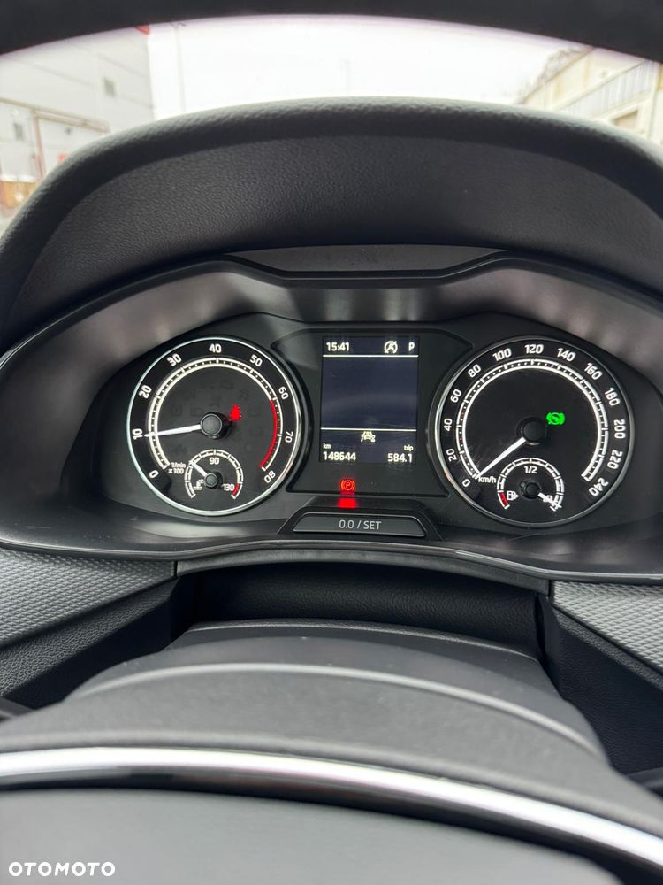 Skoda Kamiq 1.0 TSI Ambition DSG - 26